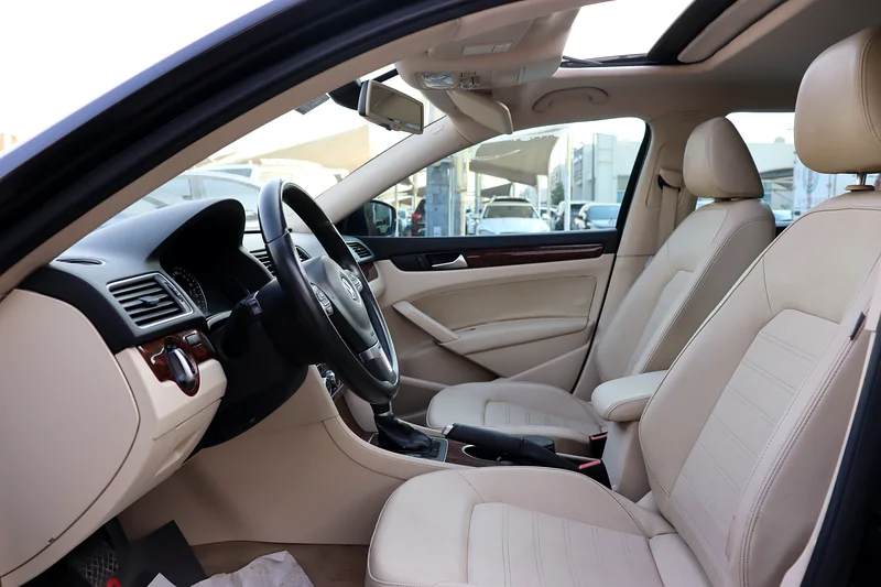 VOLKSWAGEN PASSAT | GCC | 2014 | CLEAN CAR63398568353667113