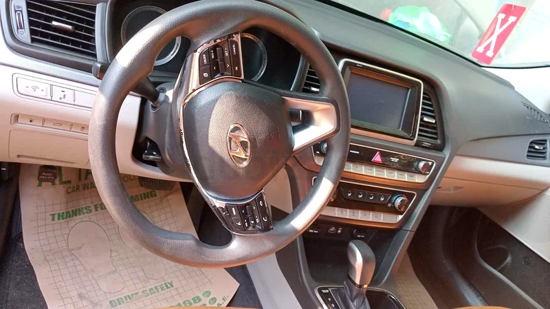 HYUNDAI SONATA 201863406911870721113