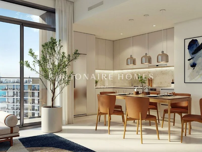 High Floor | partial Sea and Downtown View64027768957570112