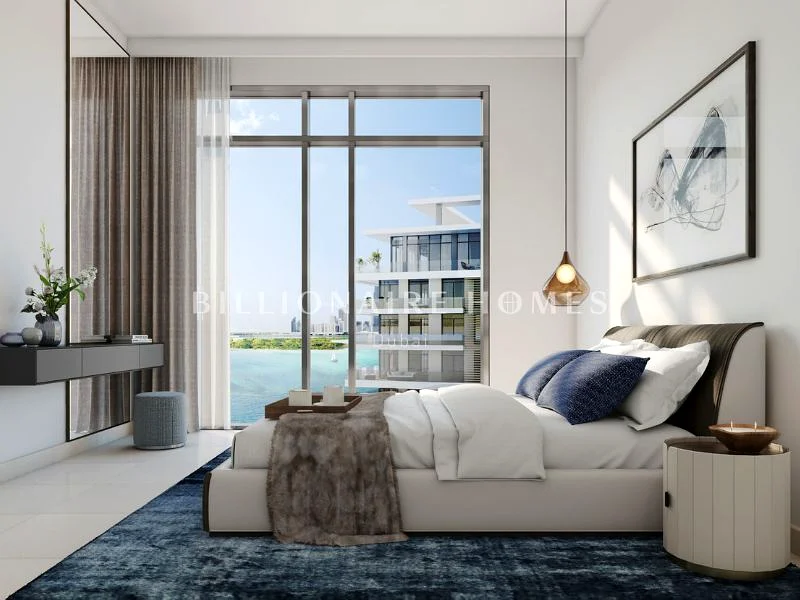 High Floor | partial Sea and Downtown View64027768957570113