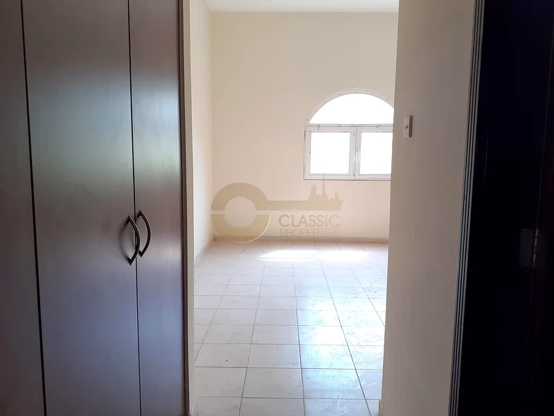 مؤجر | شقة كبيرة بغرفة نوم واحدة | قريبة من المترو63935901354114113