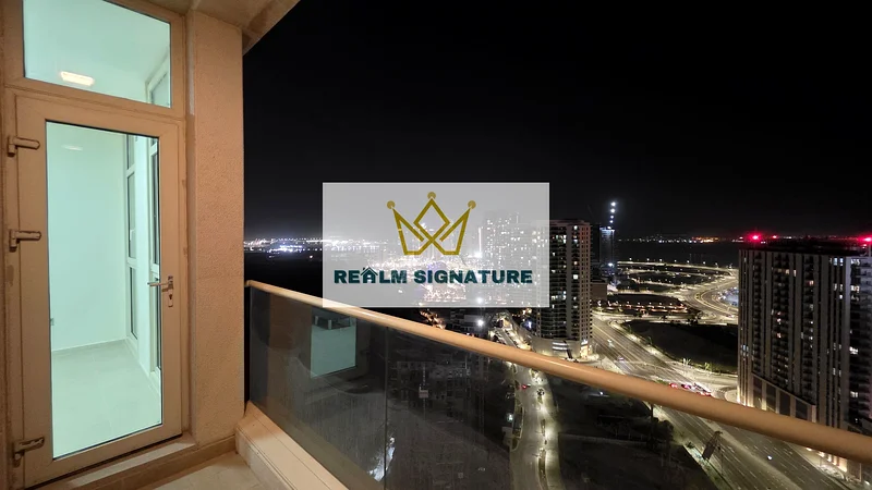 شقة مشرقة بغرفتي نوم مع شرفة | إطلالة على أشجار القرم والمدينة | موقع متميز63843704792449111