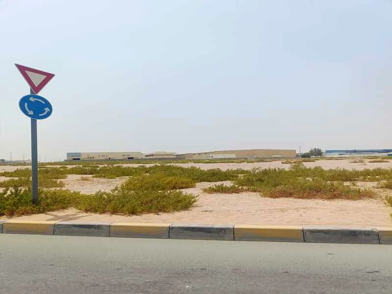 For sale, land in the Al-Saj’a Industrial Area, Old Hanou, Block 7, area approximately 40,000 square feet63820865852291110