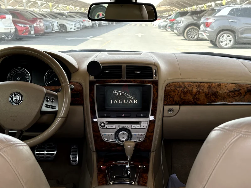 جاكوار XKR 2008 بمحرك توربو سعة 4.2 لتر V8 | قيادة قليلة | مواصفات دول مجلس التعاون الخليجي | بيع عاجل63398481233923114