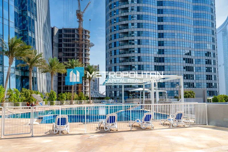 Partial Canal View | Corner Junior 1BR| High Floor63842524980867111