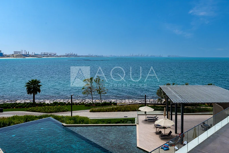 Fully Furnished | Luxurious Design | Sea View63726575782529110