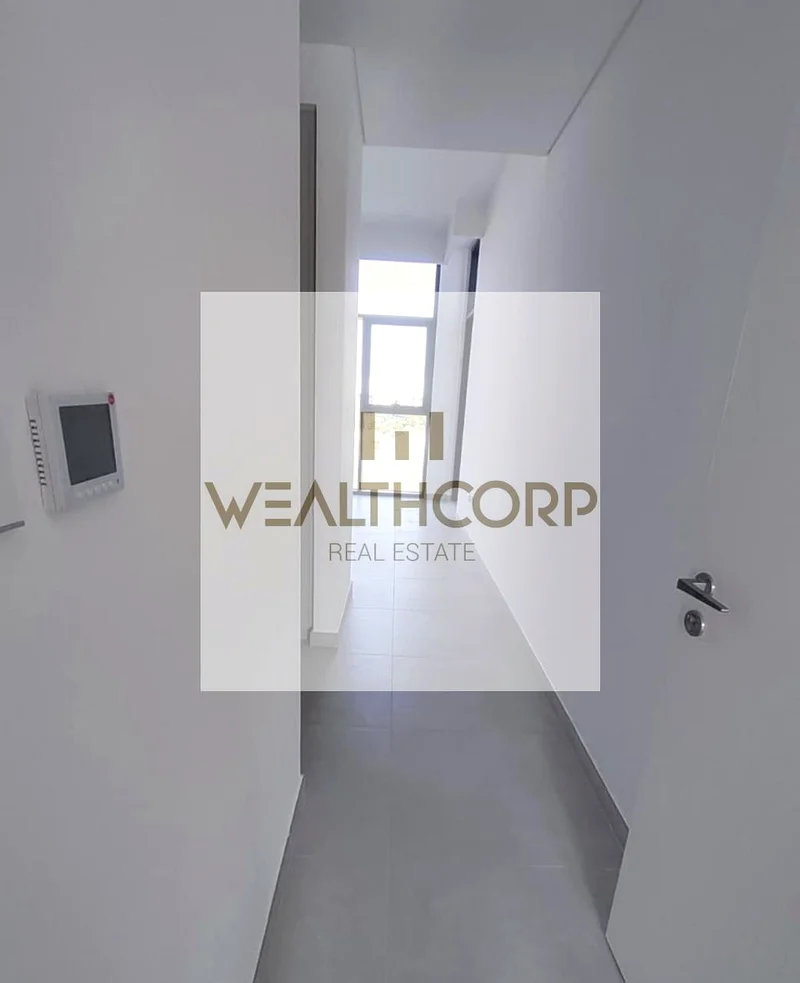 Modern 3BR Townhouse | Vastu Single Row Unit | Prime Location63926297131395113