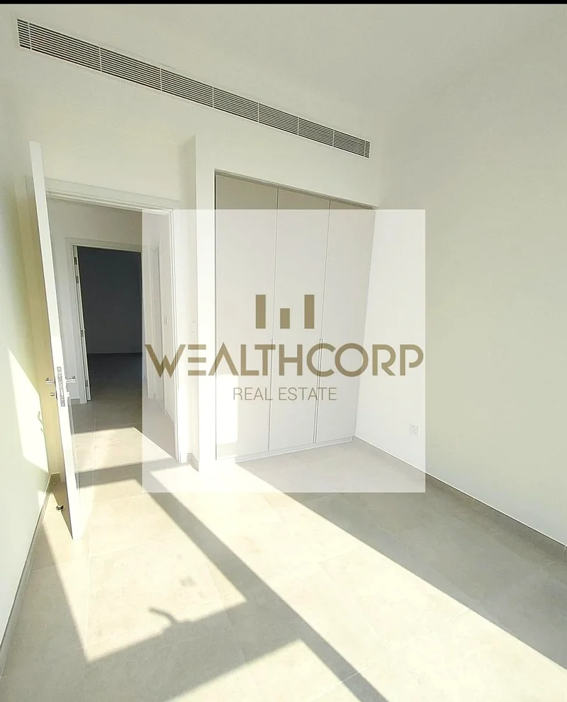 Modern 3BR Townhouse | Vastu Single Row Unit | Prime Location63926297131395114