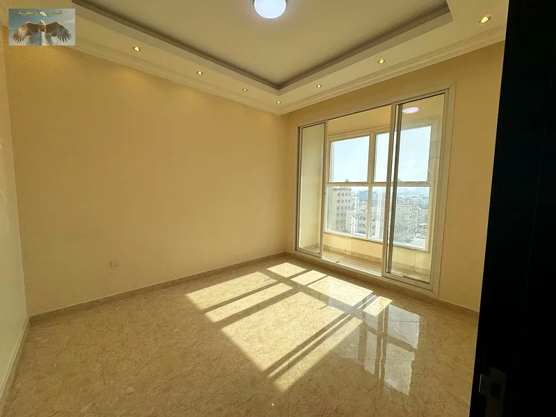 🛏️ الشقة تتكون من 3 غرف نوم 🛋️ غرفة معيشة واسعة 🛁 3 حمامات 🚗 موقف سيارات مجاني 📍 تقع بالقرب من جميع الخدمات الأساسية63719604505987112