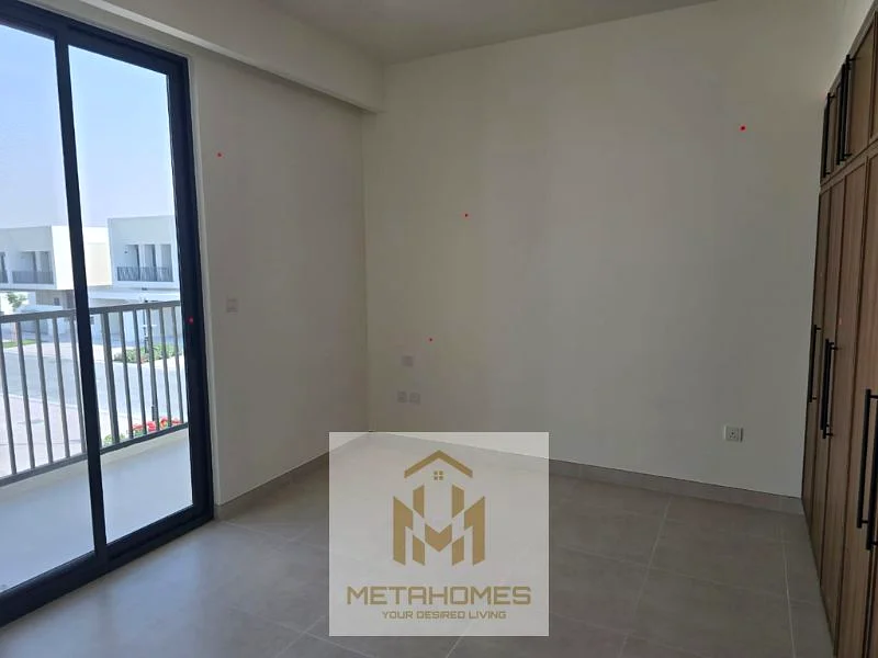 CORNER- BRAND NEW- SPACIOUS- READY FOR OCCUPANCY63403956640001113
