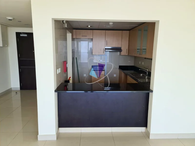 HOT DEAL! Splendid 2BR . Prime Location . Great Investment63846154135938113
