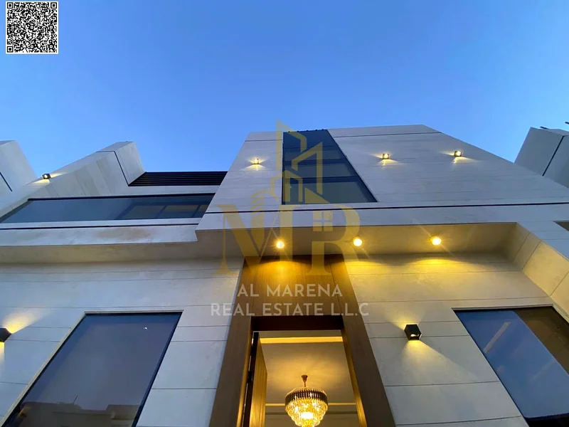 فيلا بسعر شامل، يشمل التسجيل والملكية، على الشارع الرئيسي، جاهزة للسكن في أكثر مناطق عجمان رقيًا. ف63881040347267113