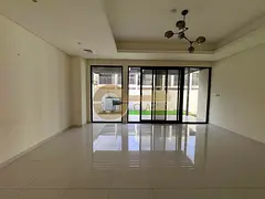 Elegant 3 Bed Corner Townhouse with Garden