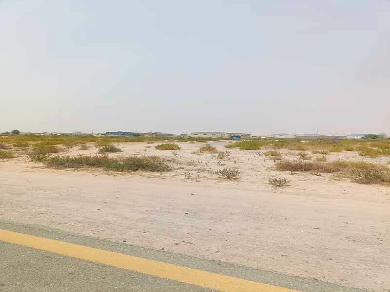 For sale, land in the Al-Saj’a Industrial Area, Old Hanou, Block 7, area approximately 40,000 square feet63820865842689111