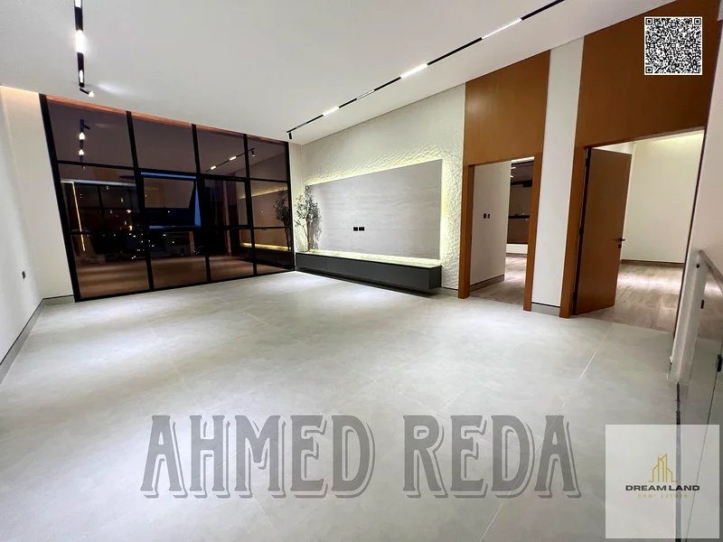 في منطقة علياء، بتصميم فاخر، يشمل رسوم التسجيل ورسوم الملكية، مع مساحة كبيرة، وليس هناك رسوم خدمة سنوية.63877378218755114