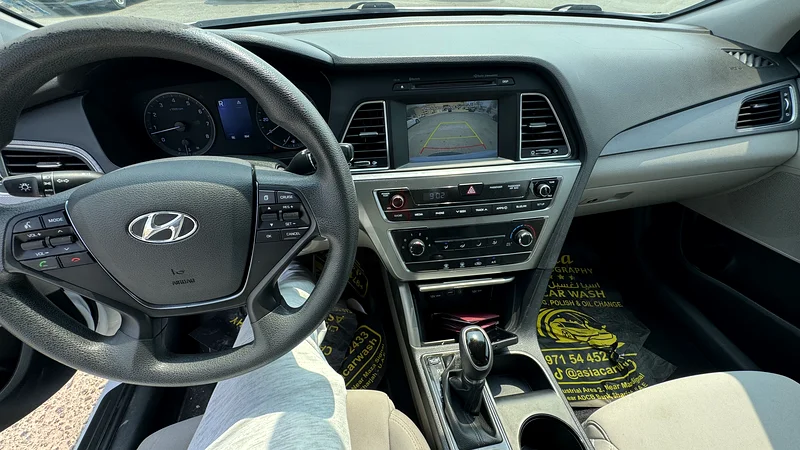 Hyundai sonata se 201763406909169921114