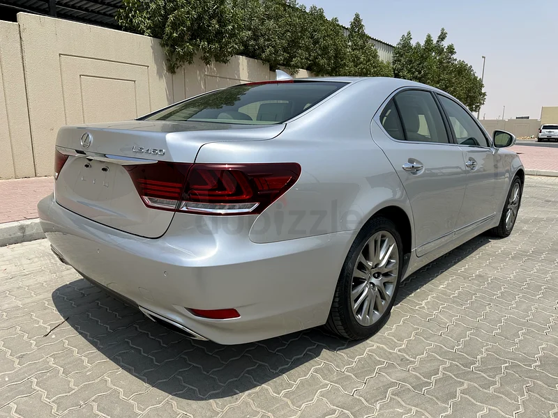 Lexus LS 460 2016 لكزس63398644628226113