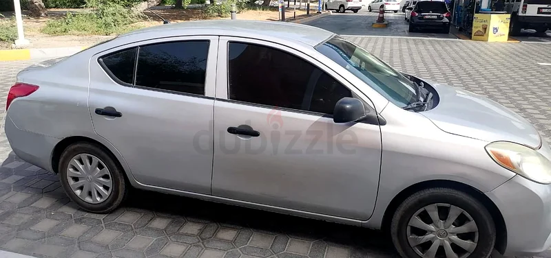 نيسان فيرسا سعر ممتاز وحالة رائعة63399954123649113