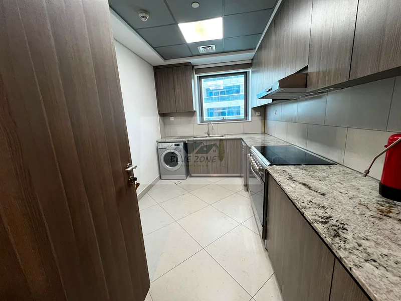 AT PRIME LOCATION  2 BHK WITH GYM POOL PARKING AT PRIME LOCATION JUST IN 77K63729862767874110