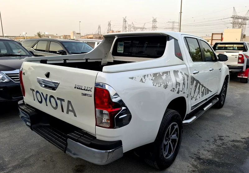 Toyota Hilux SR5 4.0L 2018 AT DC White Petrol Full (Export Only)63401313078658111