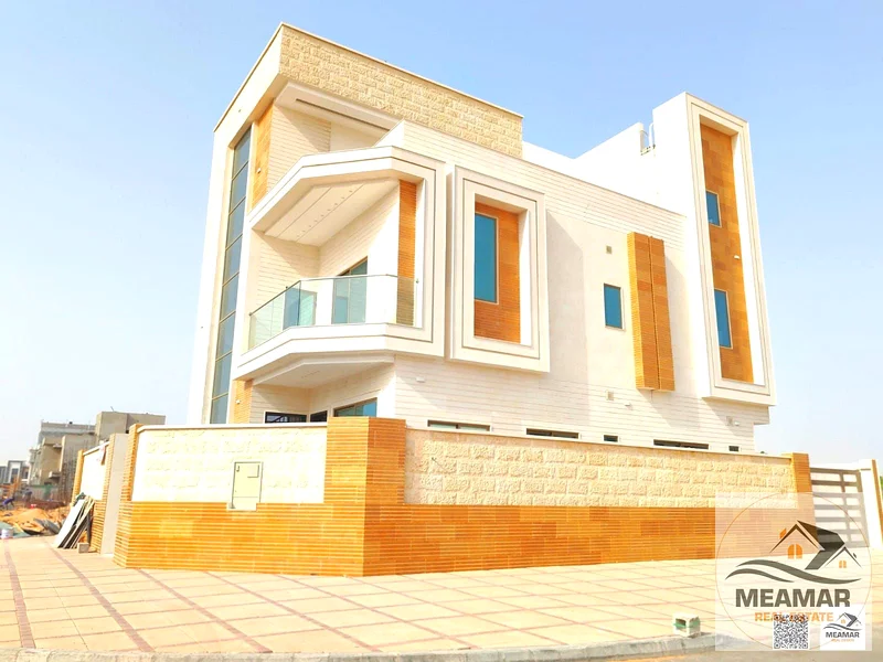 فيلا زاوية للبيع، ملكية حرة لجميع الجنسيات، تشطيب فاخر، مناطق واسعة63891799557762110