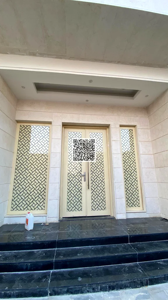 فيلا ركنية جديدة بالكامل مكونة من خمس غرف نوم رئيسية متوفرة للإيجار في الياسمين، عجمان.63718568196097114