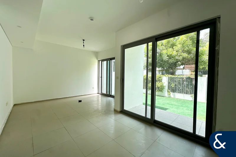 قريب من وسائل الراحة | مناظر طبيعية | شاغر63733234577537114