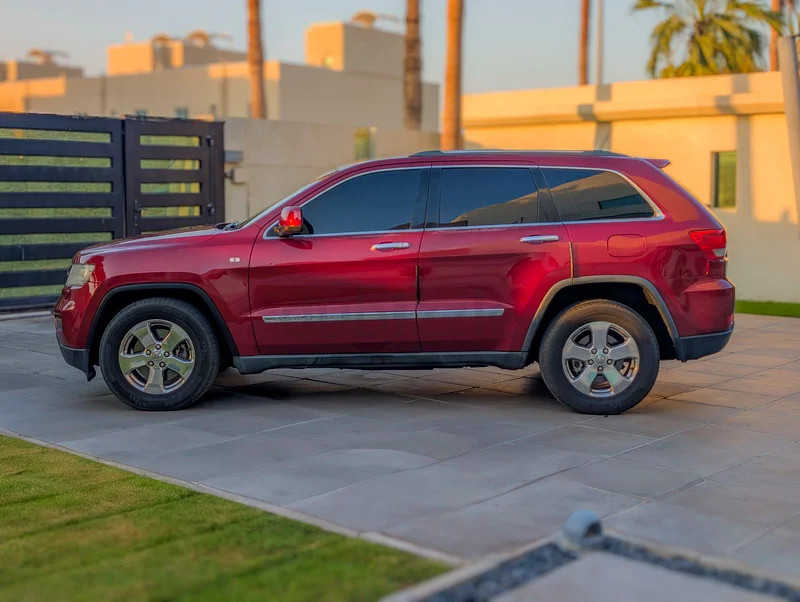2012 jeep grand Cherokee 5.7Hemi - limited63398604344833113
