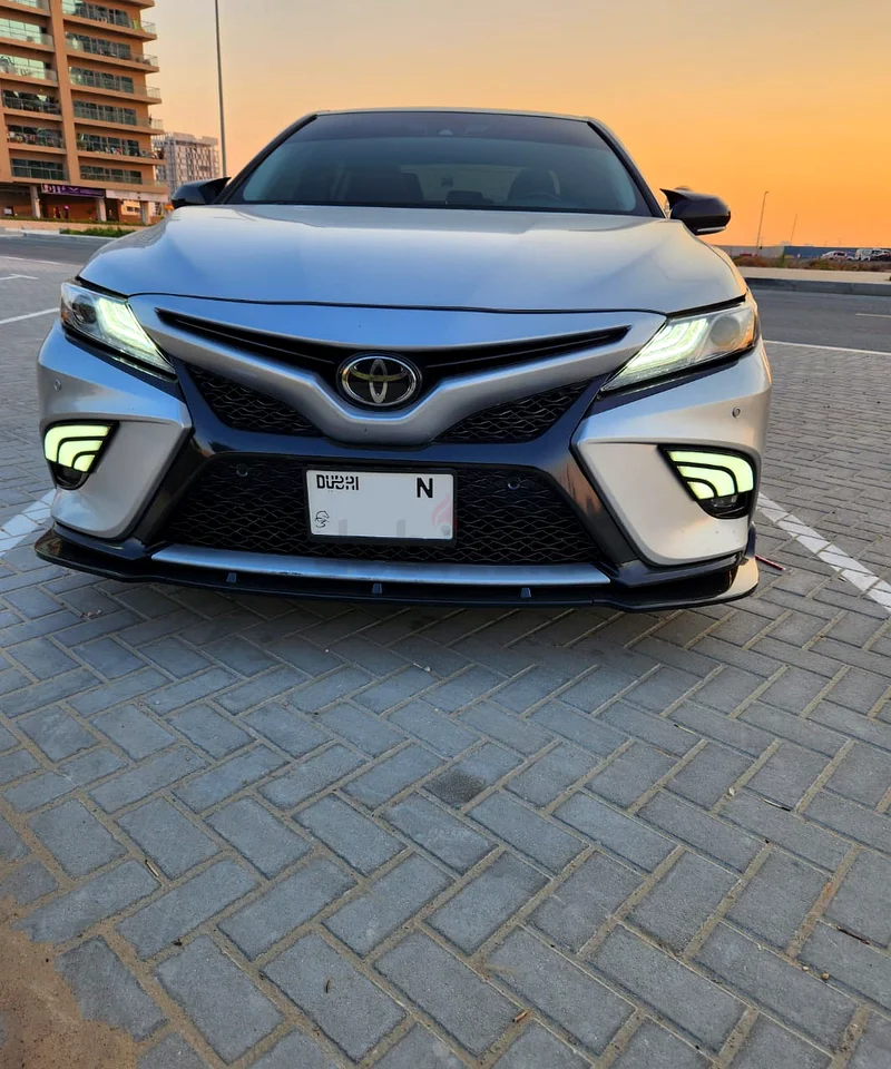 Toyota Camry XSE 2018 Canadian Specs63397395185409111