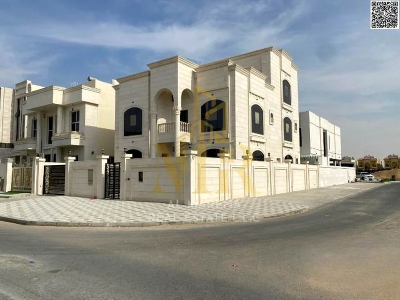 For sale, a smart home corner villa with an internal elevator and central air conditioning, freehold for all nationalities, at an all-inclusive price.63872045402881112
