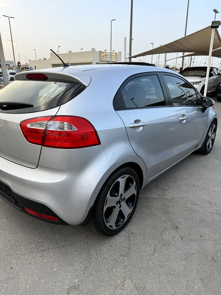 KIA Rio63406918896897112