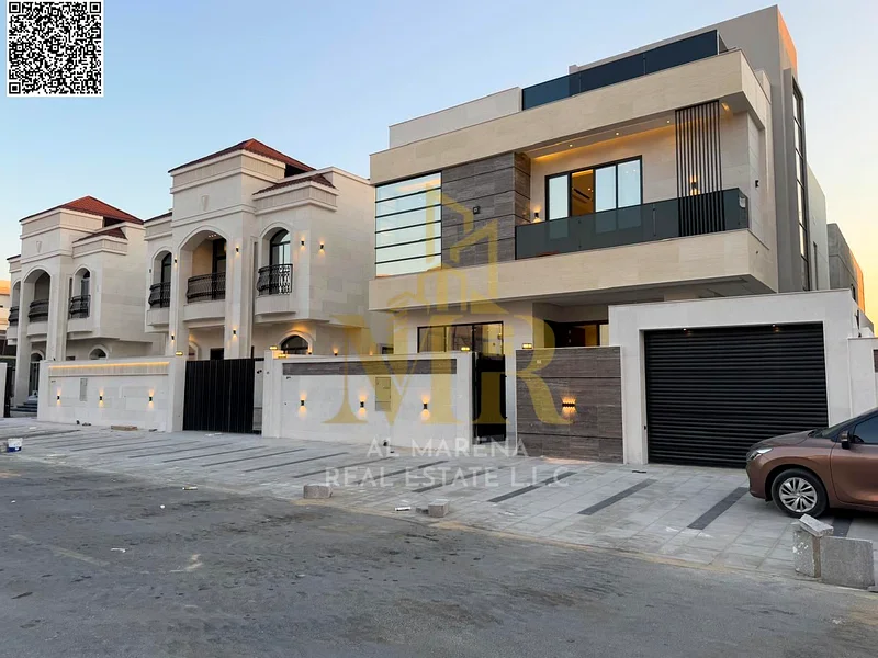 A villa directly from the owner, with personal finishing, on a main street, close to all services. Freehold for all nationalities and without a down p63893447725443111
