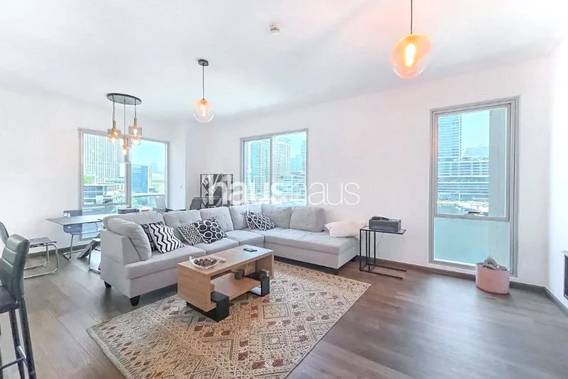 Upgraded | Full Marina Views | Vacant | Low floor64041139352067113