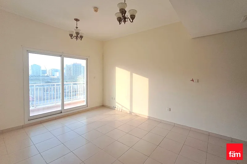 Ready to Move in | Park Views | Motivated Seller63934037562755112
