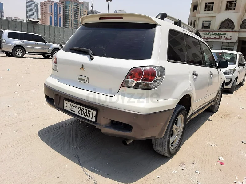 حالة جيدة، سعر ميتسوبيشي 9500 درهم.63489196771842114