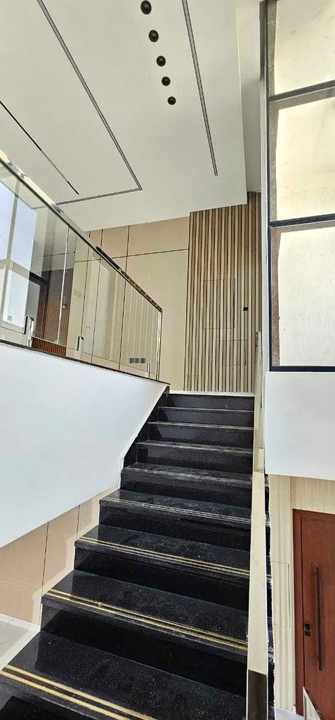 فيلا فاخرة للبيع في الهيليو 1، 4 غرف نوم رئيسية، شامل رسوم التسجيل، ملكية حرة63893336862593112