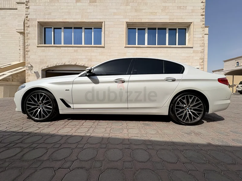 بي إم دبليو 540i63410194748930112