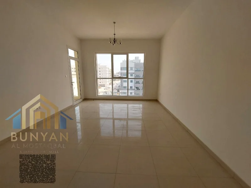 🏠 للإيجار – شقة فاخرة جديدة كليًا في الجرف 3 🌟 📍 الموقع: الجرف 3 – منطقة هادئة قريبة من جميع الخدمات والمواصلات الرئيسية 🚗63712240090242110