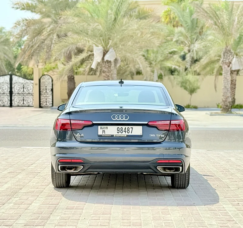 سيارة أودي A4 2021 سعة 1.8 لتر توربو 35 TFSI بمواصفات دول مجلس التعاون الخليجي، مع خدمة الوكالة، وطلاء أصلي بحالة ممتازة63177574235395114