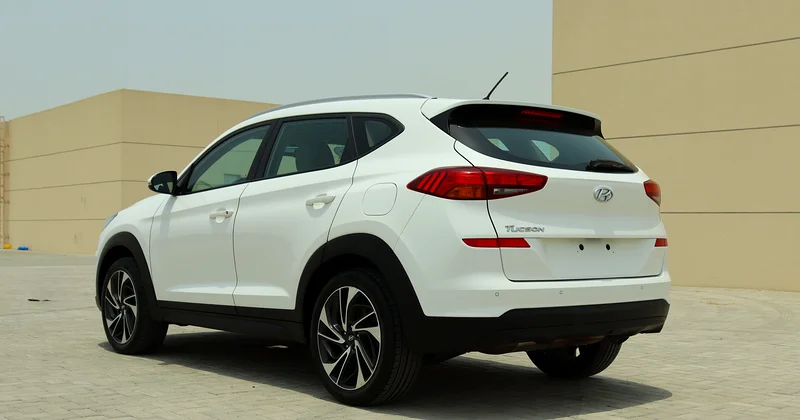Hyundai Tucson 2020 model, Gulf car, excellent condition, no accidents, 2000 engine, price 55,000 AED, mileage 93,000 km63398473155074113