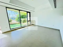 Amazing Location || Huge Plot Size || Ready to Move In