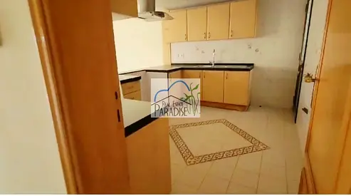 available private entrance 4 bedroom villa unit/store room/laundry room/living & dining room/1 room