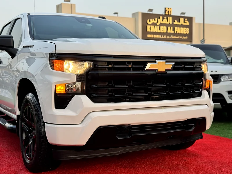 Chevrolet Silverado Custom 2022 in agency condition with an excellent offer price.63397395292930113