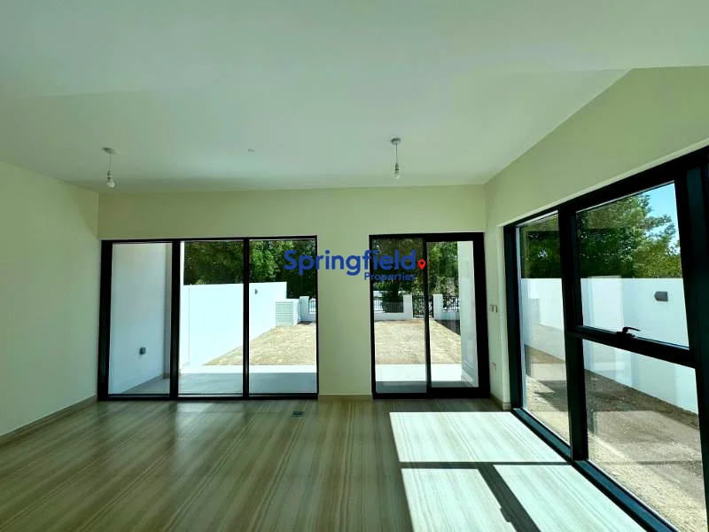 صف مفرد | وحدة زاوية | تخطيط واسع63971257048067112