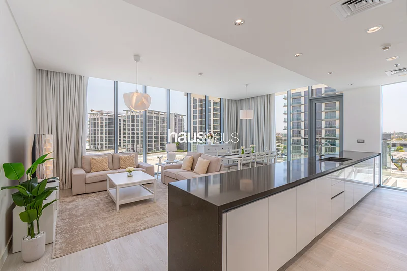 Burj Khalifa View | Spacious 3BR | Contemporary63829301179138110