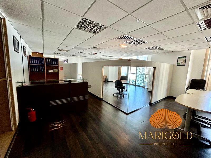 UPGRADED | VACANT | PREMIUM BUILDING |  LAKE VIEW63827509364867114