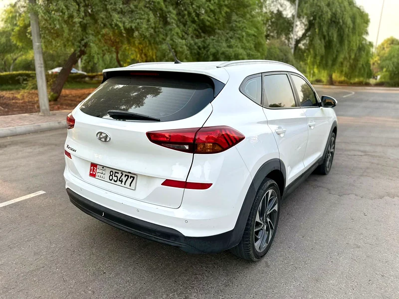 HYUNDAI TUCSON 2019 GCC LOW MILEAGE NO PAINT FREE ACCIDENTS63406907979523112