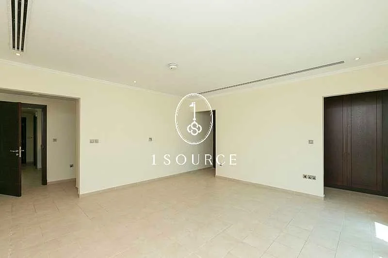 Large Plot | VOT | Available Now63922284770434112