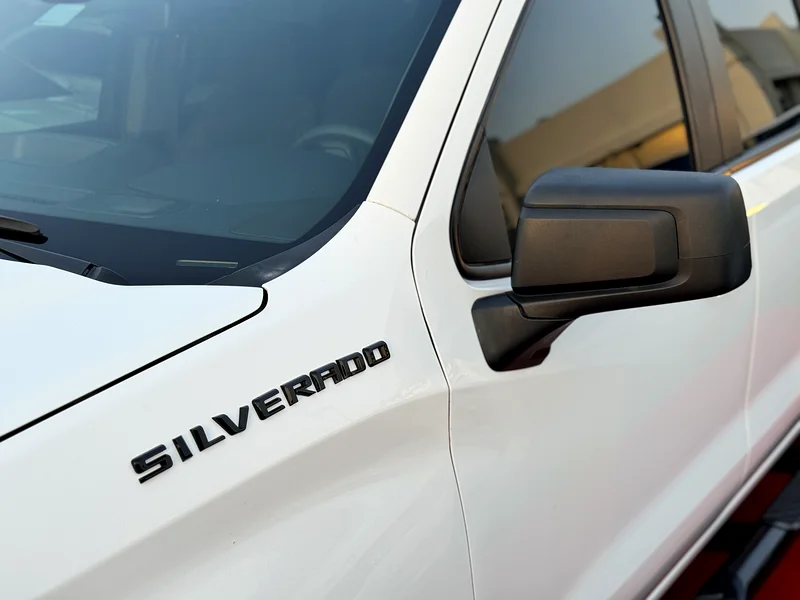 Chevrolet Silverado Custom 2022 in agency condition with an excellent offer price.63397395292930114