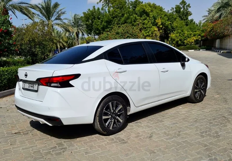 Nissan sunny 2022 GCC63412622686978112